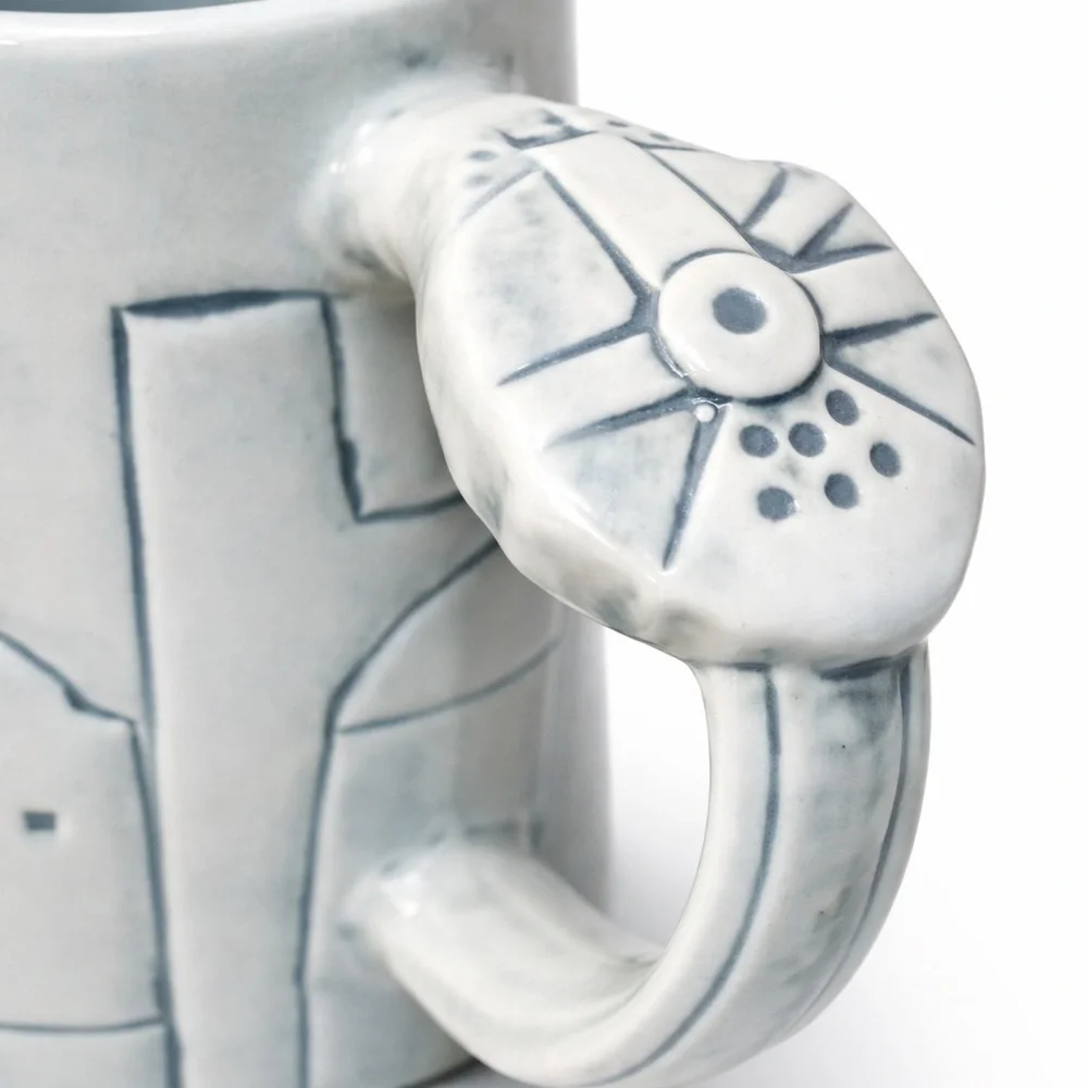 Star Wars Galaxy’s Edge Mug Disney Parks Millennium Falcon R2-D2 Batuu Cantina